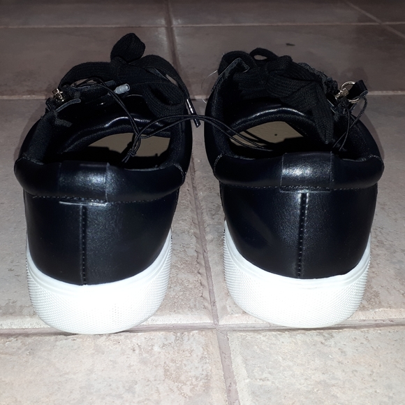 Women's George Sneakers - Picture 4 of 5